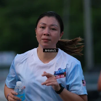 Runner Photo 7603971