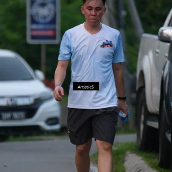 Runner Photo 7603998