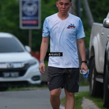 Runner Photo 7604003