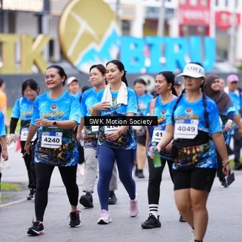 Runner Photo 7604008