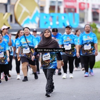 Runner Photo 7604041