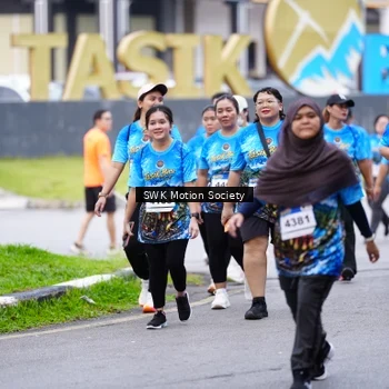 Runner Photo 7604049
