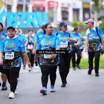 Runner Photo 7604059