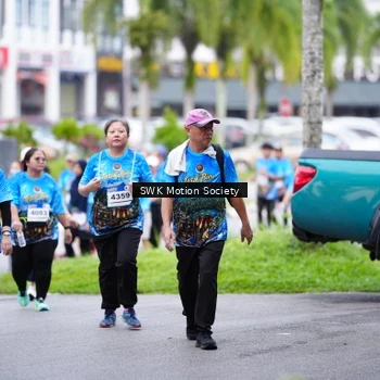 Runner Photo 7604079