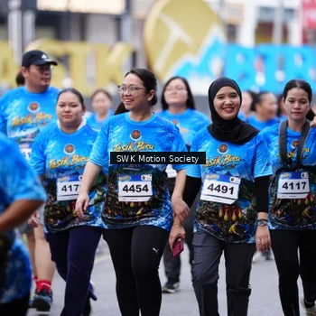 Runner Photo 7604085