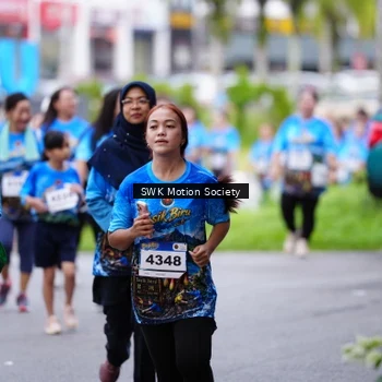 Runner Photo 7604104