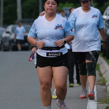 Runner Photo 7604105