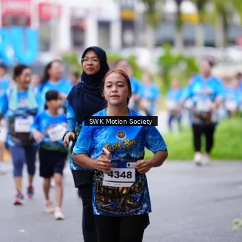 Runner Photo 7604108