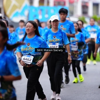 Runner Photo 7604124