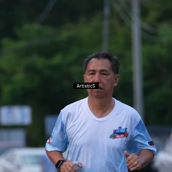 Runner Photo 7604146