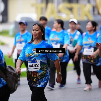 Runner Photo 7604341