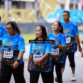 Runner Photo 7604385