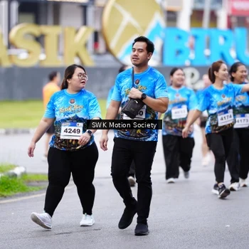 Runner Photo 7604541