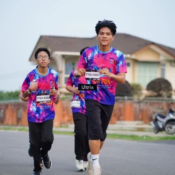 Runner Photo 7604789