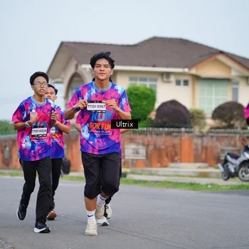 Runner Photo 7604790