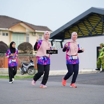 Runner Photo 7604843