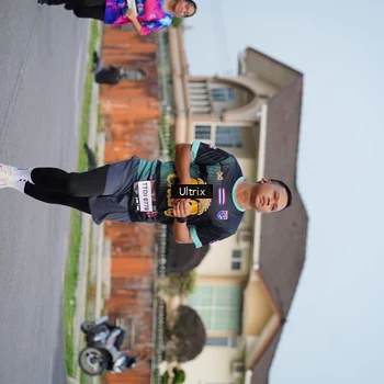 Runner Photo 7604875