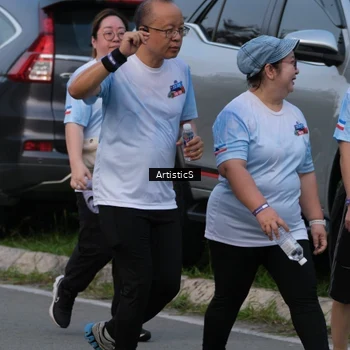 Runner Photo 7604895