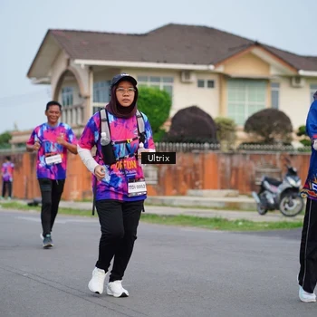 Runner Photo 7604915