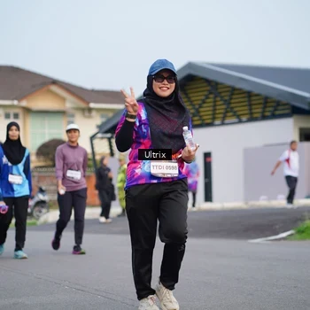 Runner Photo 7605049