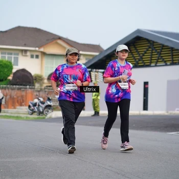 Runner Photo 7605067