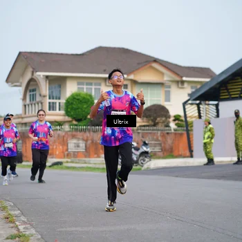 Runner Photo 7605102