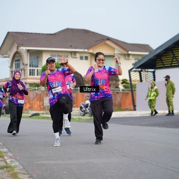 Runner Photo 7605105