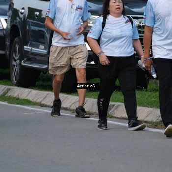 Runner Photo 7605115