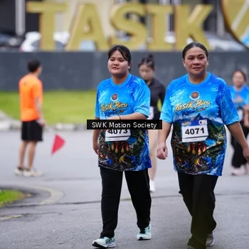 Runner Photo 7605216