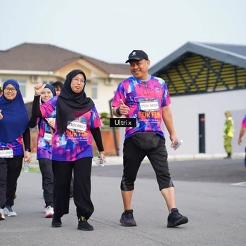 Runner Photo 7605282