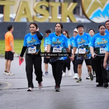 Runner Photo 7605450