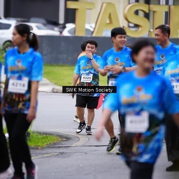 Runner Photo 7605492