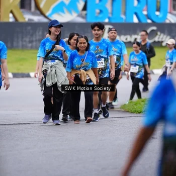 Runner Photo 7605496