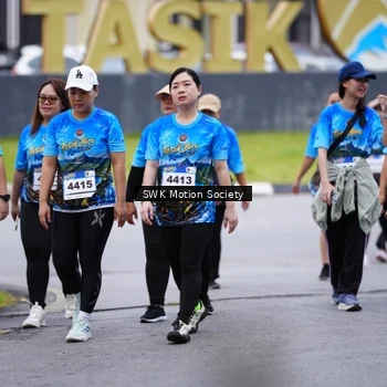 Runner Photo 7605511