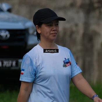 Runner Photo 7605533