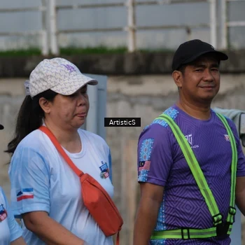 Runner Photo 7605536