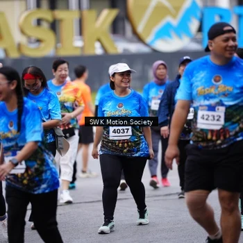 Runner Photo 7605565