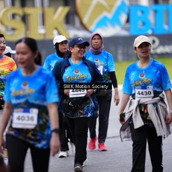 Runner Photo 7605570