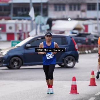 Runner Photo 7605578