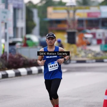 Runner Photo 7605587
