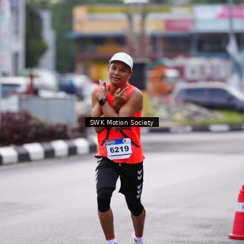 Runner Photo 7605592