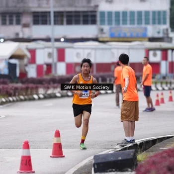 Runner Photo 7605599