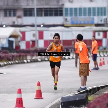 Runner Photo 7605600