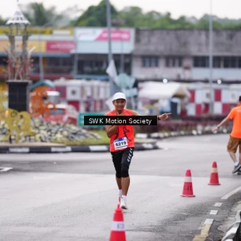Runner Photo 7605601