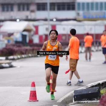 Runner Photo 7605604