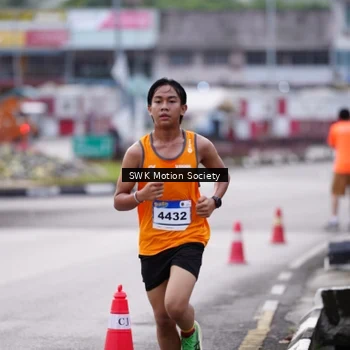 Runner Photo 7605616