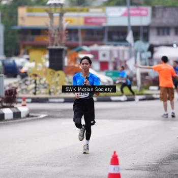Runner Photo 7605620