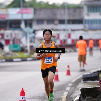 Runner Photo 7605623