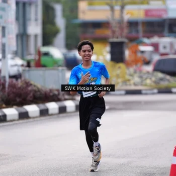 Runner Photo 7605625