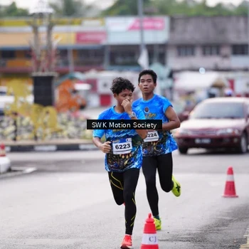Runner Photo 7605634